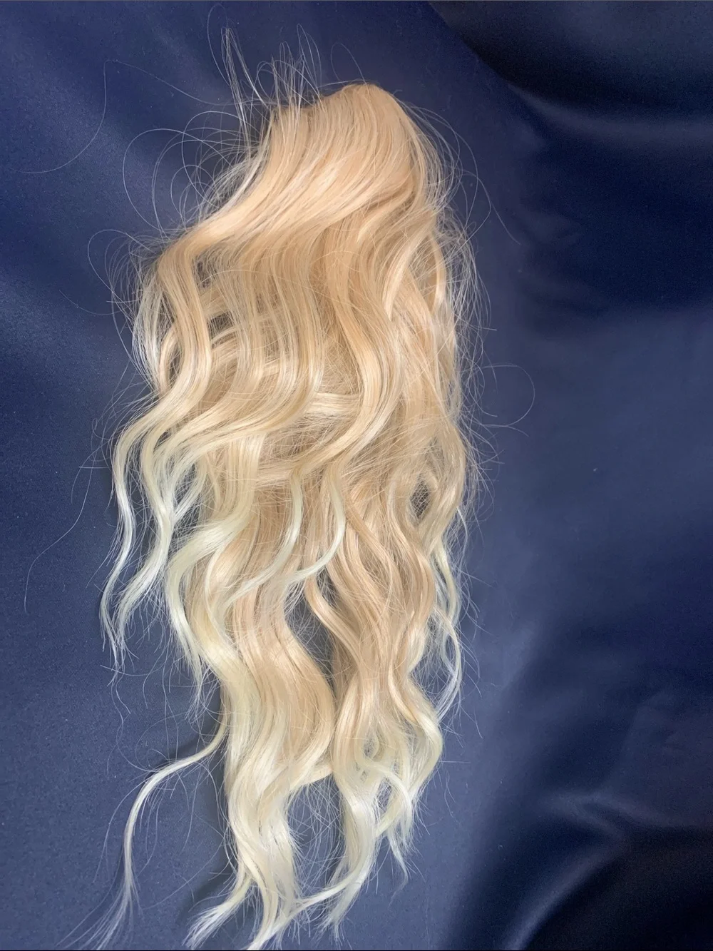 Blonde Wavy Clip-In Hair Extension - Natural Light Blonde